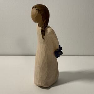 Vintage Willow Tree 2002 Thank You, 5" Tall Lady holding Purple Flowers Figurine